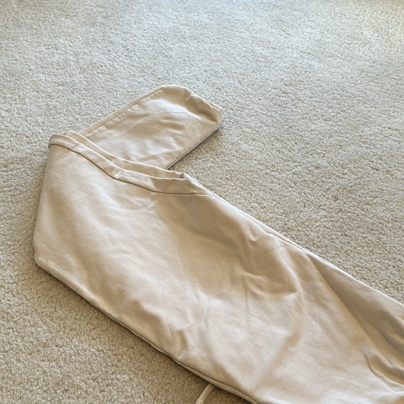 Meshki Joggers - Picture 2 of 2